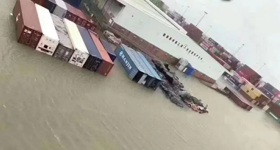 內(nèi)貿(mào)海運在面對惡劣天氣時如何減小影響